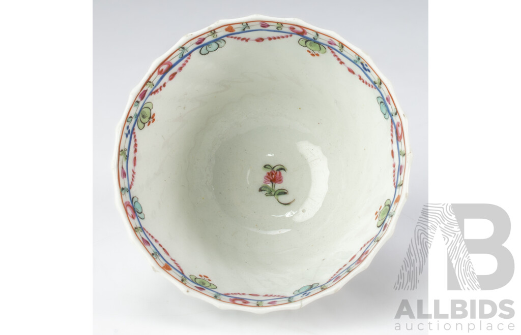 Antique Early English New Hall Porcelain Nine Piece Tea Service in Chinese Export Style with Hand Painted Decoration, Circa 1790s