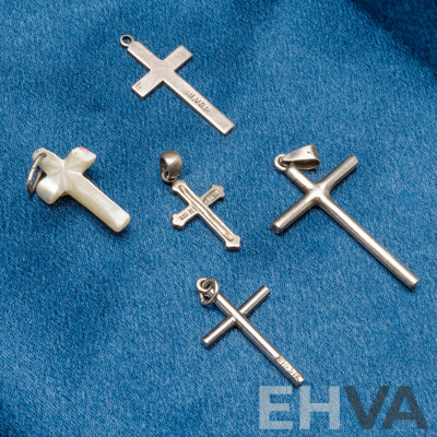 Assorted Small Silver Pendant Crosses - 6.26gms