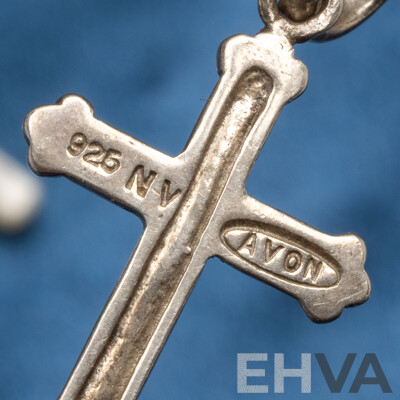 Assorted Small Silver Pendant Crosses - 6.26gms