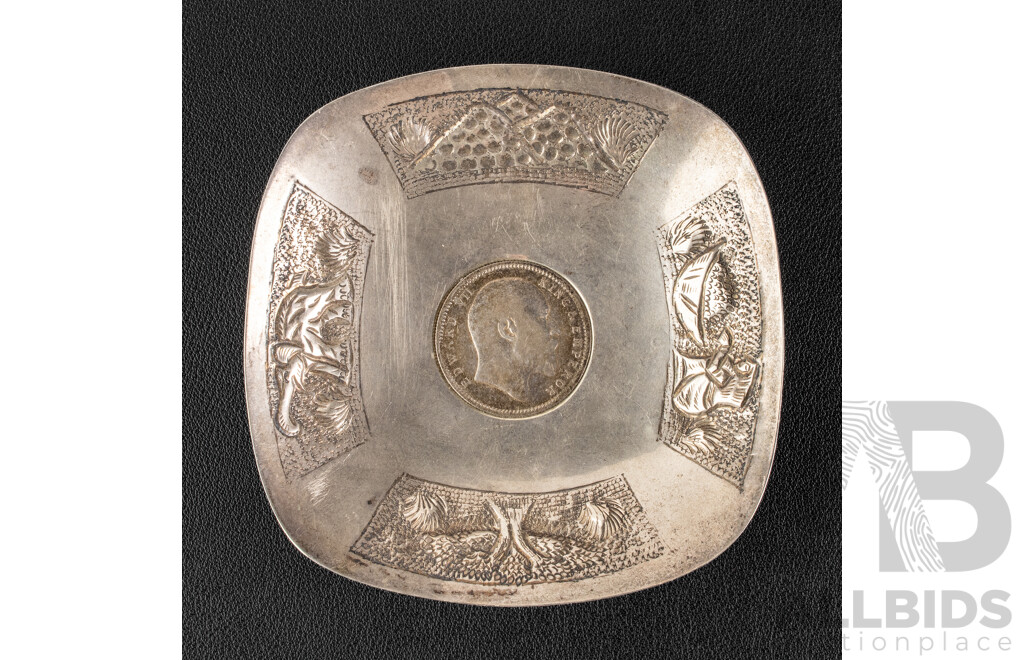 India 1906 KGV Silver One Rupee Ornate Coin Dish