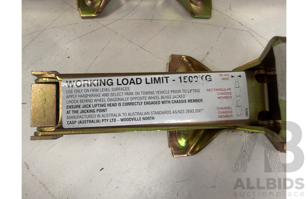 X Black Impact Automotive Equipment 1500Kg Scissor Jack + 3x 1500Kg Scissor Jack Unboxed