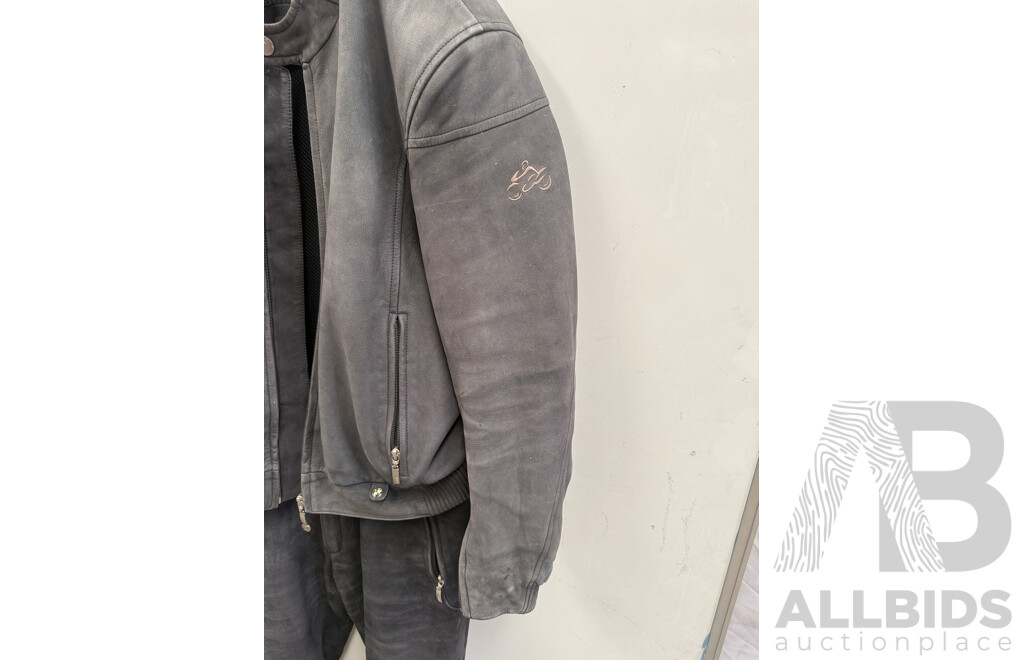 BMW Atlantis 2 Full Piece Detactable Leather Race Riding Suit