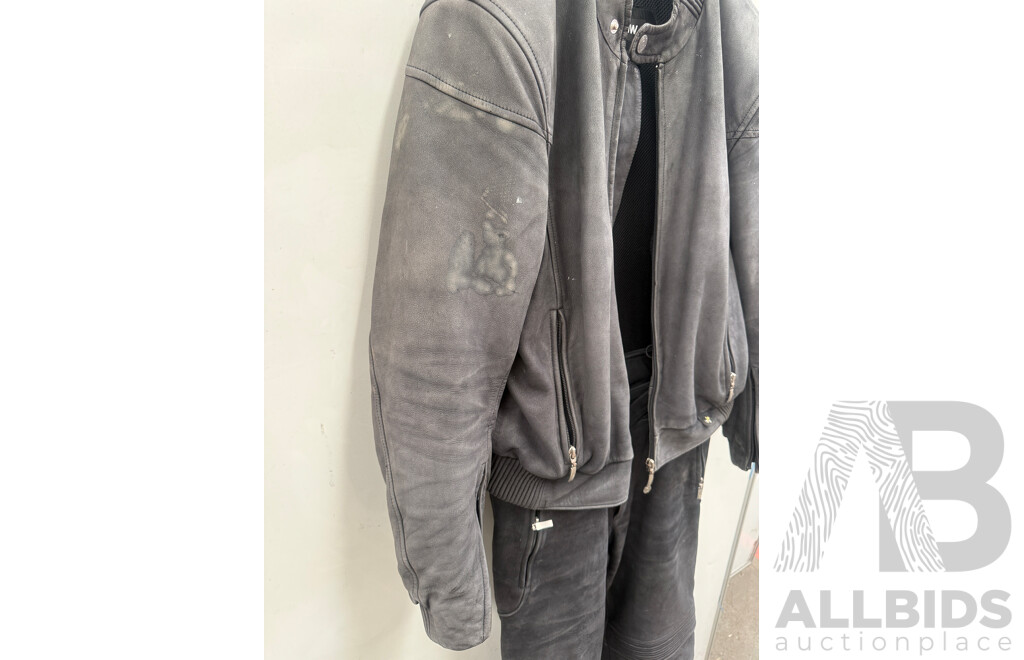 BMW Atlantis 2 Full Piece Detactable Leather Race Riding Suit