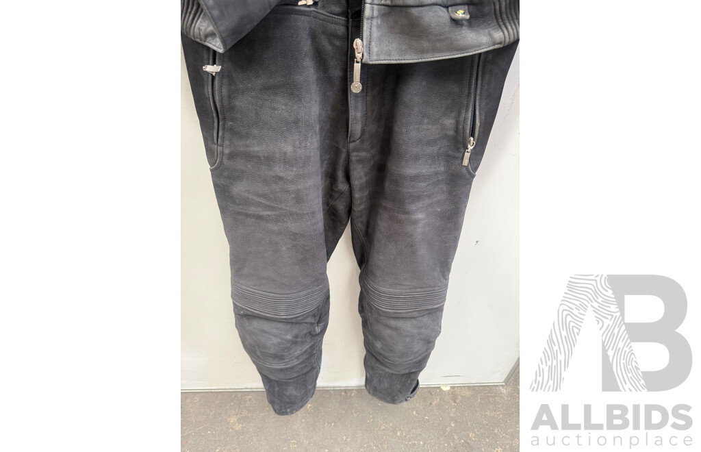 BMW Atlantis 2 Full Piece Detactable Leather Race Riding Suit