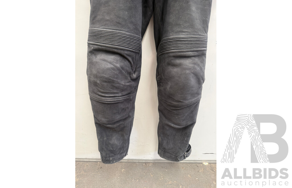 BMW Atlantis 2 Full Piece Detactable Leather Race Riding Suit