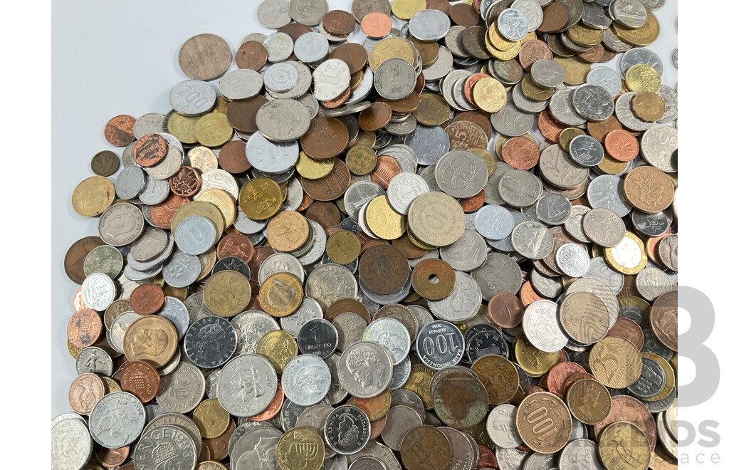 Collection of International Coins Including India, China, Indonesia, Singapore, Fiji, UK and More - Approximately Four Kilograms