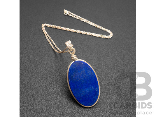 925 Sterling Silver Necklace & Pendant with Lapis Lazuli. Length - 49cms