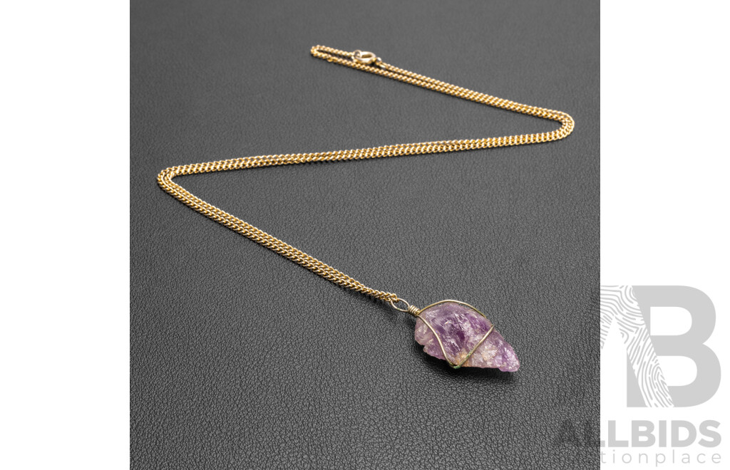 Gold Tone Necklace & Uncut Amethyst Pendant. Length - 62cms