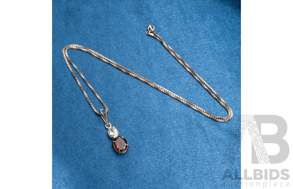 925 Sterling Silver Necklace with Garnet & Quartz. Length - 60.5cms