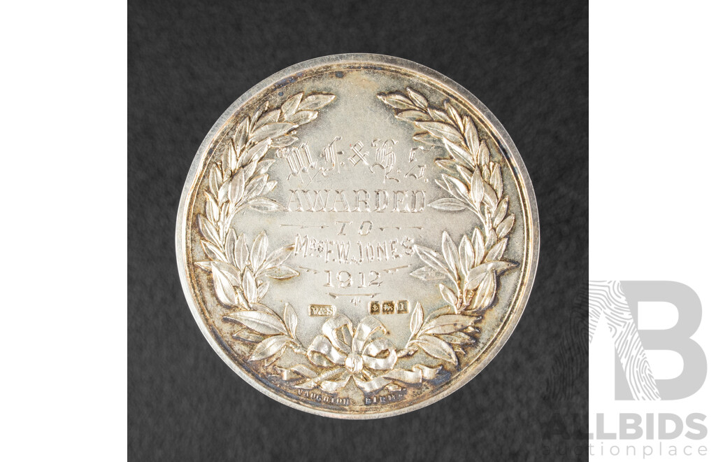 Vaughton & Sons Sterling Silver Medal Awarded to Mrs F.W Jones, Birmingham 1912 .925