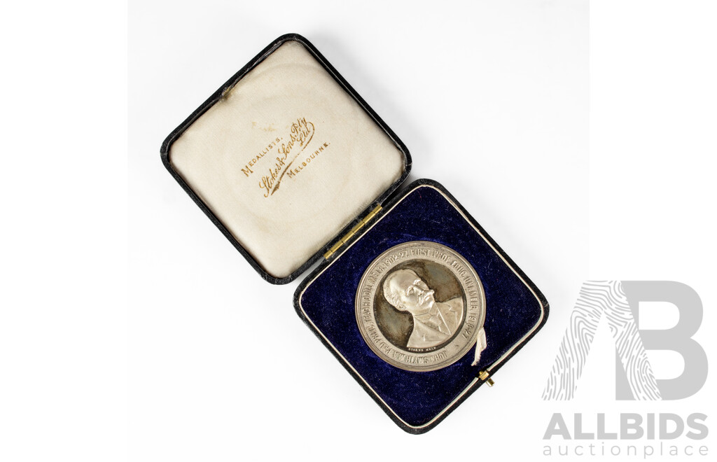 Stokes and Son University of Melbourne John Smyth Silver Medal, Honoring Professor D.B Copland .925