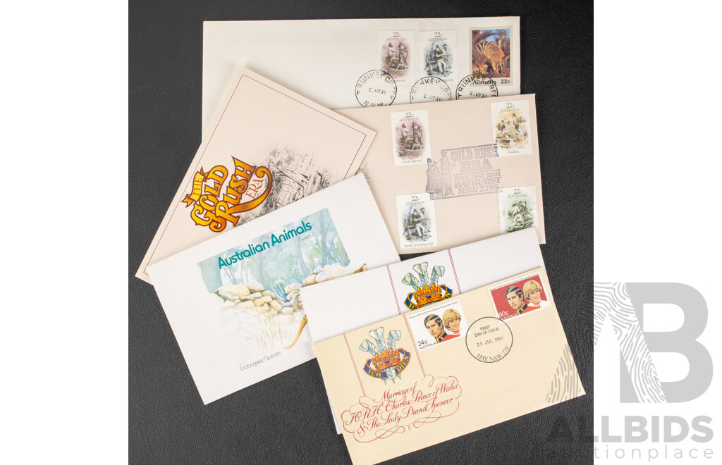 Ten Australian KGV Pennies, 1912, 1919, 1920, 1921, 1922, 1923, 1927 ,1934, 1935, 1936, Australian 1980's Stamp Packs and First Day Cover, Vintage United Kingdom Coins Including 1977 Crown