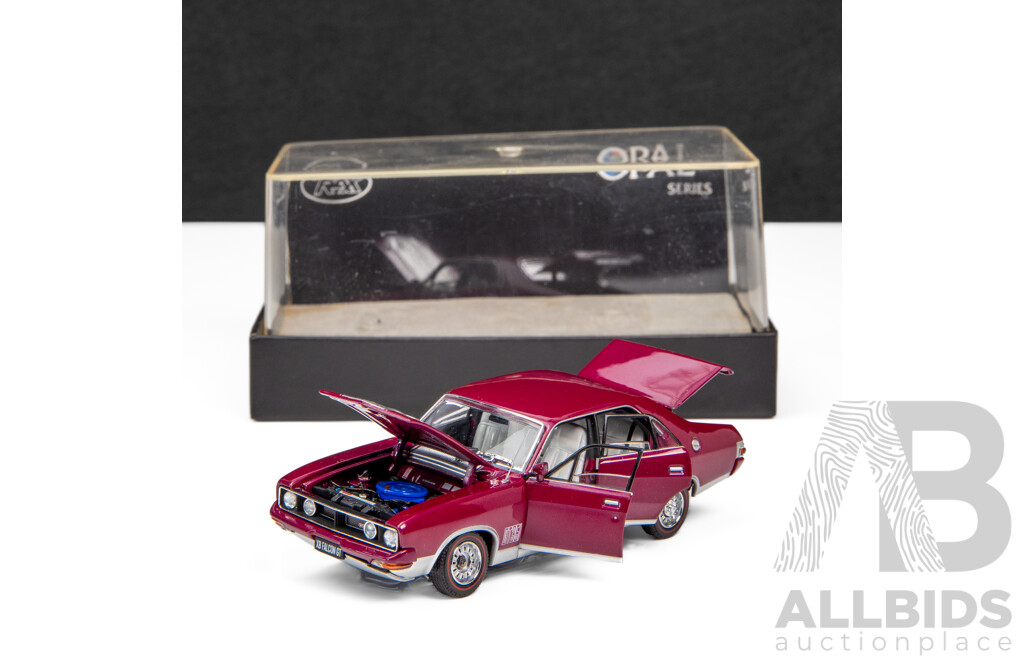TRAX Opal Series 1973 Ford XB Falcon GT, TO06 - 1:43 Scale