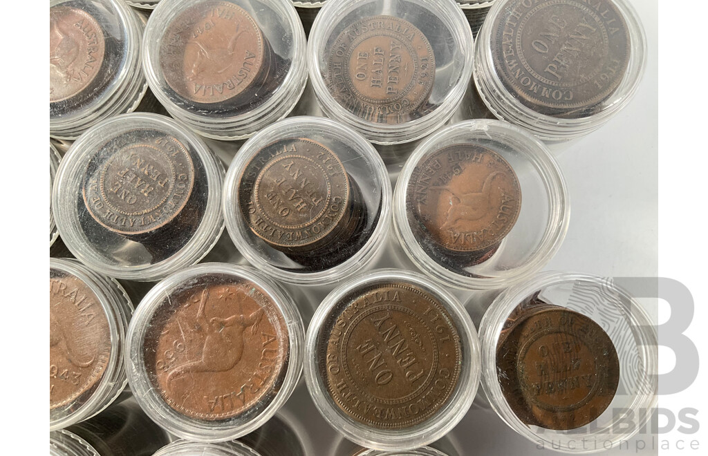 Collection of Australian Pennies and Half Pennies, Examples Spanning 1911 to 1964 - Approximately 4.6 Kilograms
