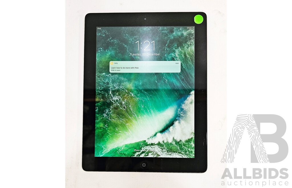 Apple (A1458) 9.7-Inch Wi-Fi 16GB iPad 4th Gen