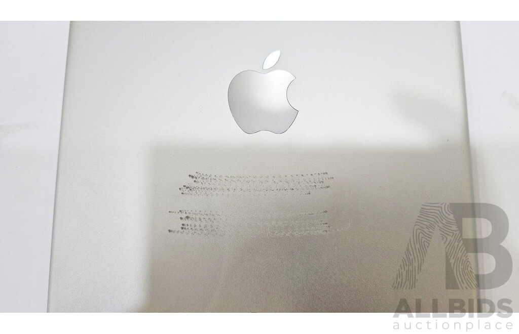 Apple (A1822) 9.7-Inch Wifi 32GB IPad (5th Generation)