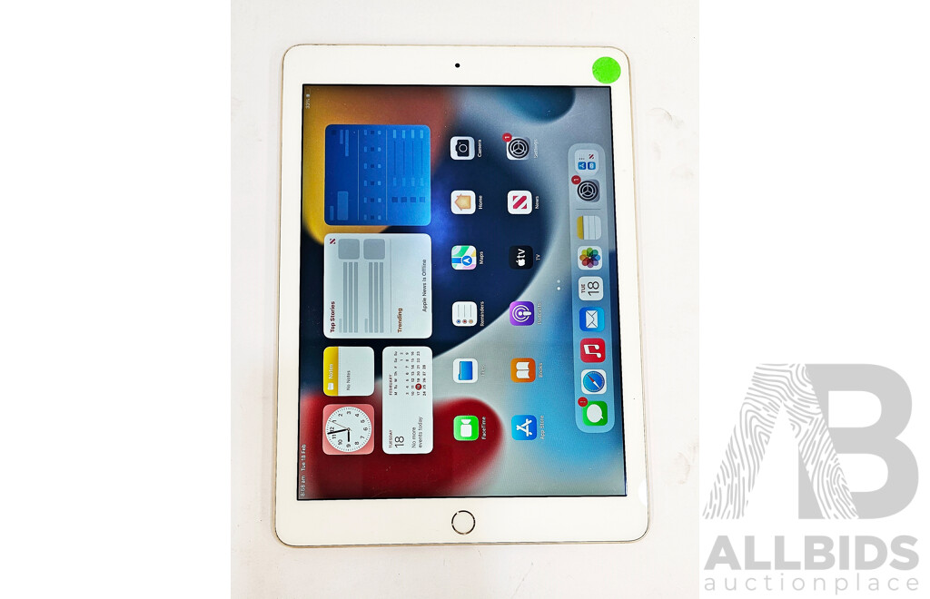 Apple (A1566) 9.7-Inch WIFI 32GB IPad Air 2