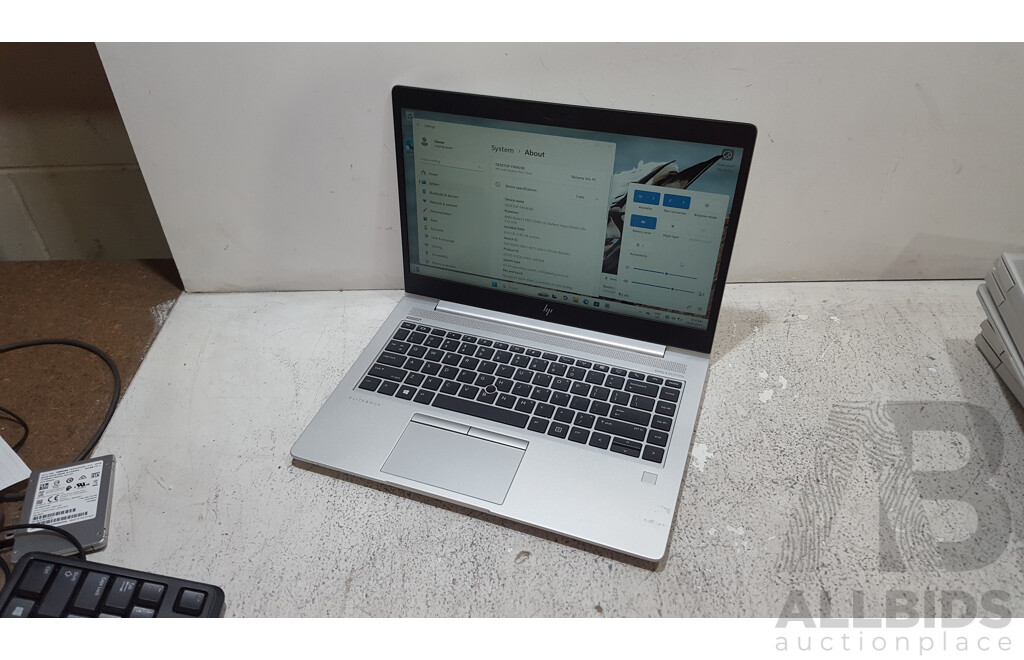 HP EliteBook mt45 AMD Ryzen 3 PRO (3300U) 2.10GHz-3.50GHz 4-Core APU 14-Inch Full HD (1080p) Mobile Thin Client Laptop