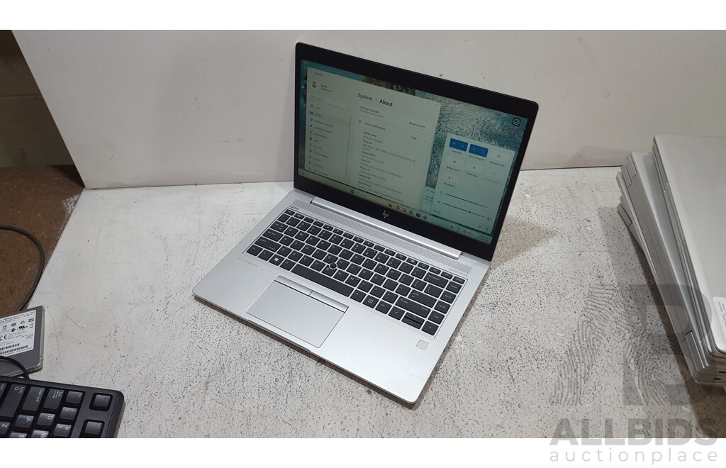 HP EliteBook mt45 AMD Ryzen 3 PRO (3300U) 2.10GHz-3.50GHz 4-Core APU 14-Inch Full HD (1080p) Mobile Thin Client Laptop