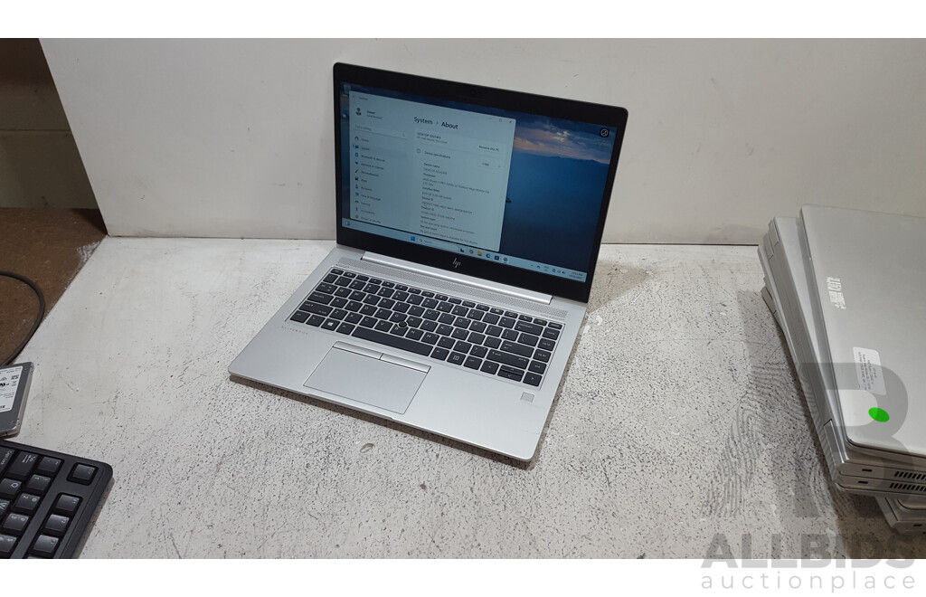 HP EliteBook mt45 AMD Ryzen 3 PRO (3300U) 2.10GHz-3.50GHz 4-Core APU 14-Inch Full HD (1080p) Mobile Thin Client Laptop