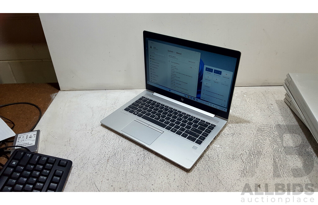 HP EliteBook mt45 AMD Ryzen 3 PRO (3300U) 2.10GHz-3.50GHz 4-Core APU 14-Inch Full HD (1080p) Mobile Thin Client Laptop