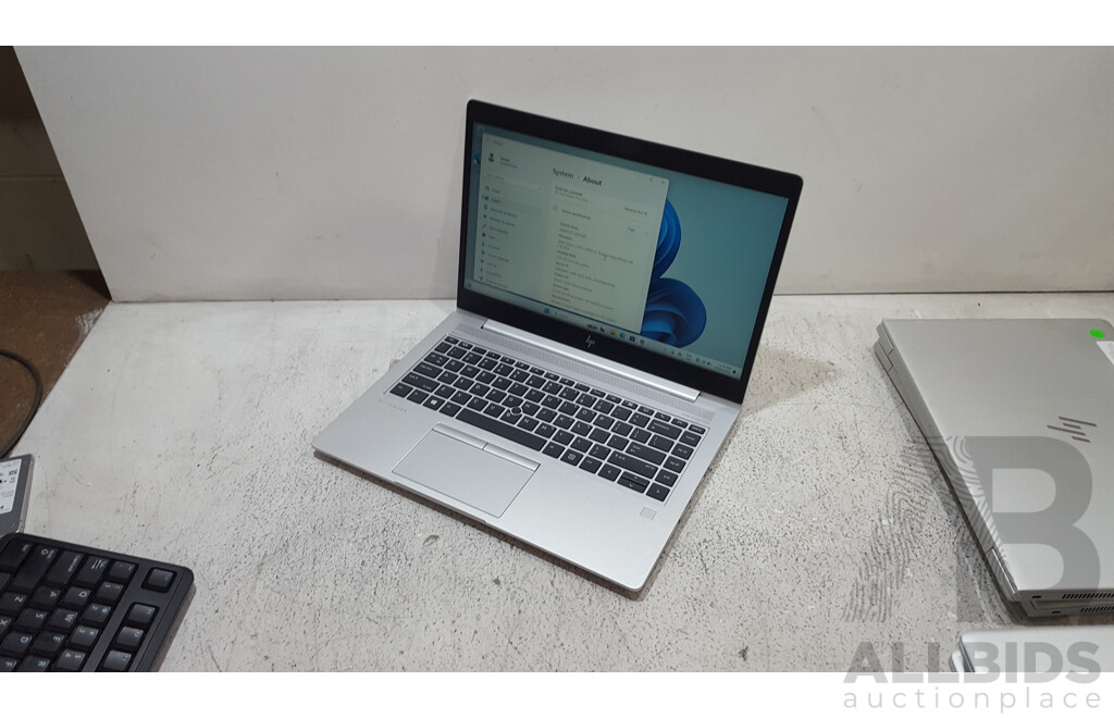 HP EliteBook mt45 AMD Ryzen 3 PRO (3300U) 2.10GHz-3.50GHz 4-Core APU 14-Inch Full HD (1080p) Mobile Thin Client Laptop