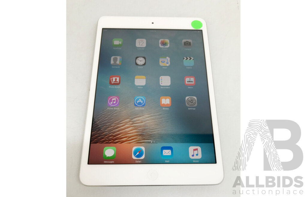Apple (A1432) 7.9-Inch WiFi 16GB IPad Mini