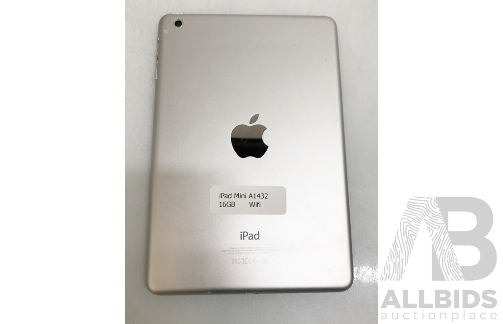 Apple (A1432) 7.9-Inch WiFi 16GB IPad Mini