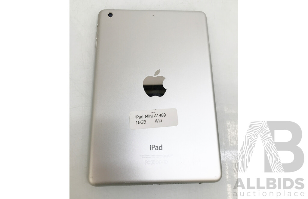 Apple (A1432) 7.9-Inch WiFi 16GB IPad Mini