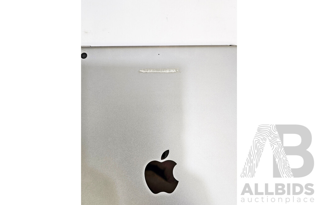 Apple (A1822) 9.7-Inch Wifi 32GB IPad (5th Generation)