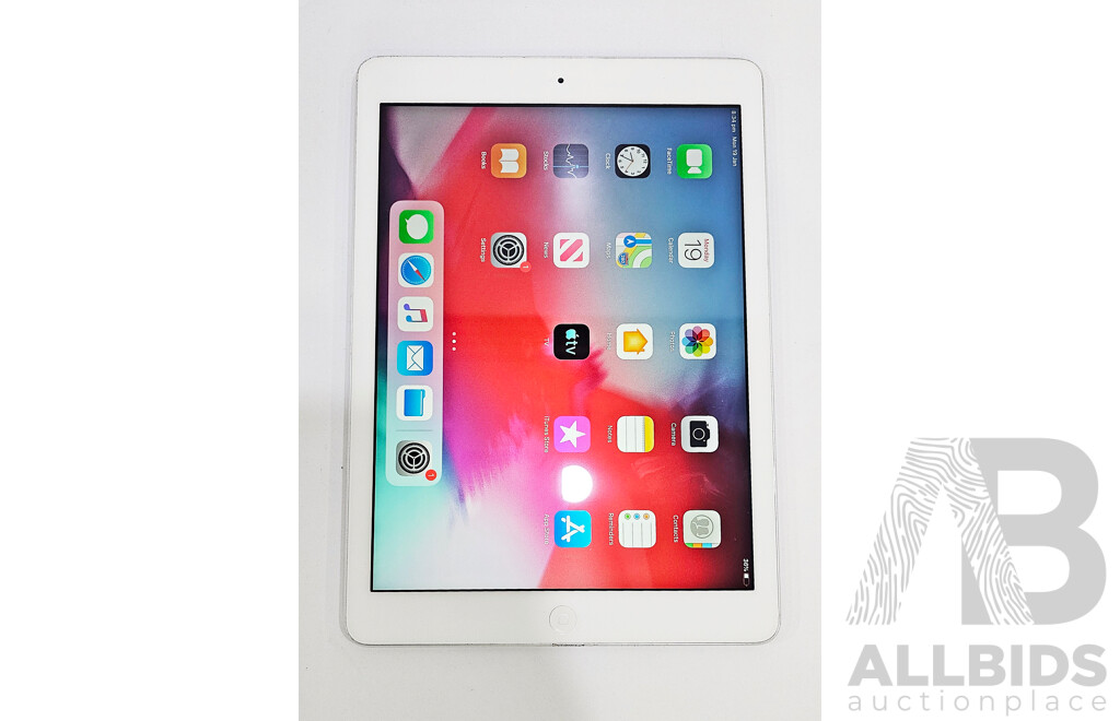 Apple (A1474) 9.7-Inch WIFI 16GB IPad Air
