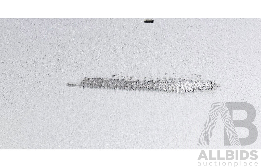 Apple (A1474) 9.7-Inch WIFI 16GB IPad Air