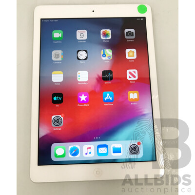Apple (A1474) 9.7-Inch WIFI 16GB IPad Air