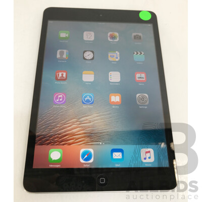 Apple (A1432) 7.9 Inch Wi-Fi 16GB IPad Mini