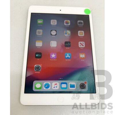 Apple (A1432) 7.9 Inch Wi-Fi 16GB IPad-Mini