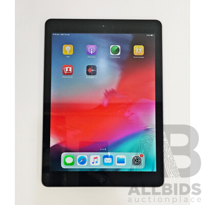 Apple (A1474) 9.7-Inch WIFI 16GB IPad Air
