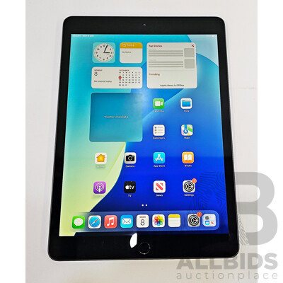 Apple (A2197) 10.2-Inch Wi-Fi 32GB iPad 7th Gen