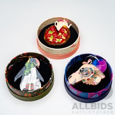 Erstwilder Brooches - Lot of 3