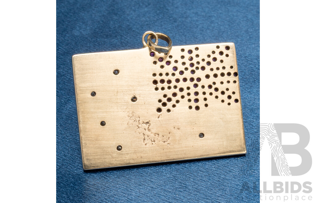 9ct Yellow Gold Australian Flag with Diamonds and Rubies - 46.71gms