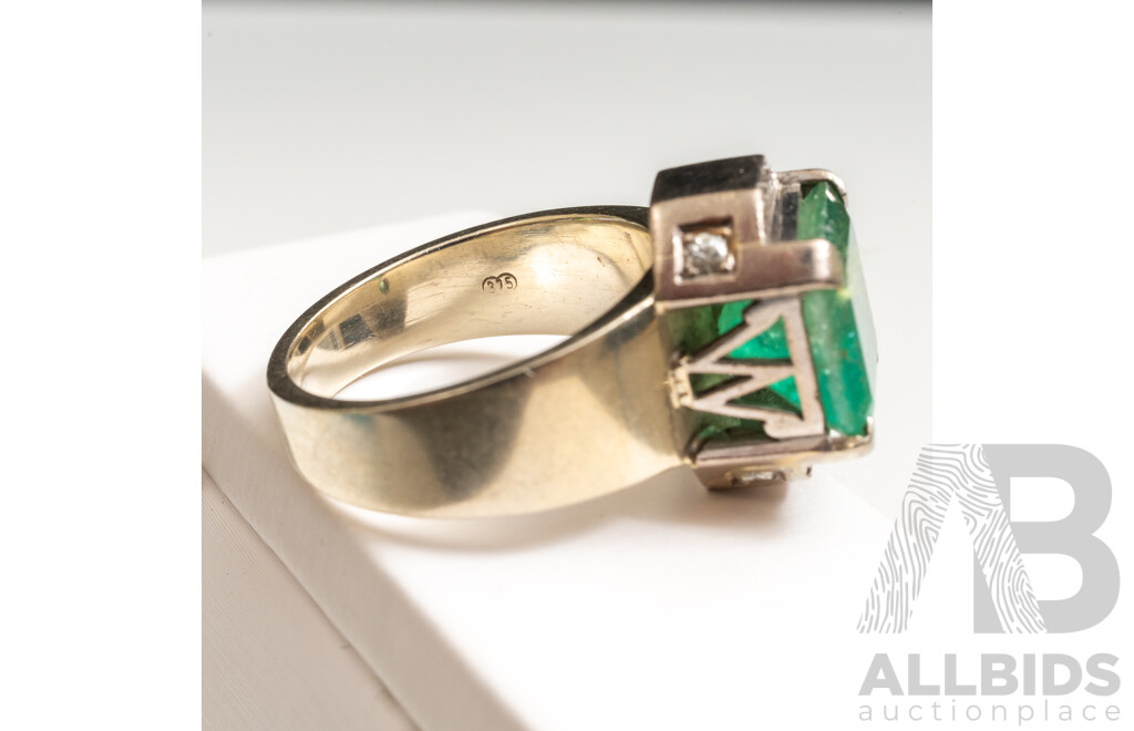 9ct White Gold Handmade Emerald and Diamond Dress Ring - Size Q.5