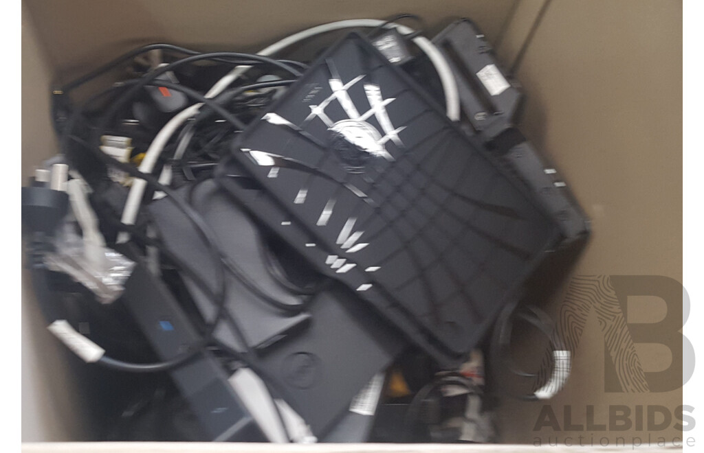 Bulk Lot of Assorted IT Equipment & Accessories