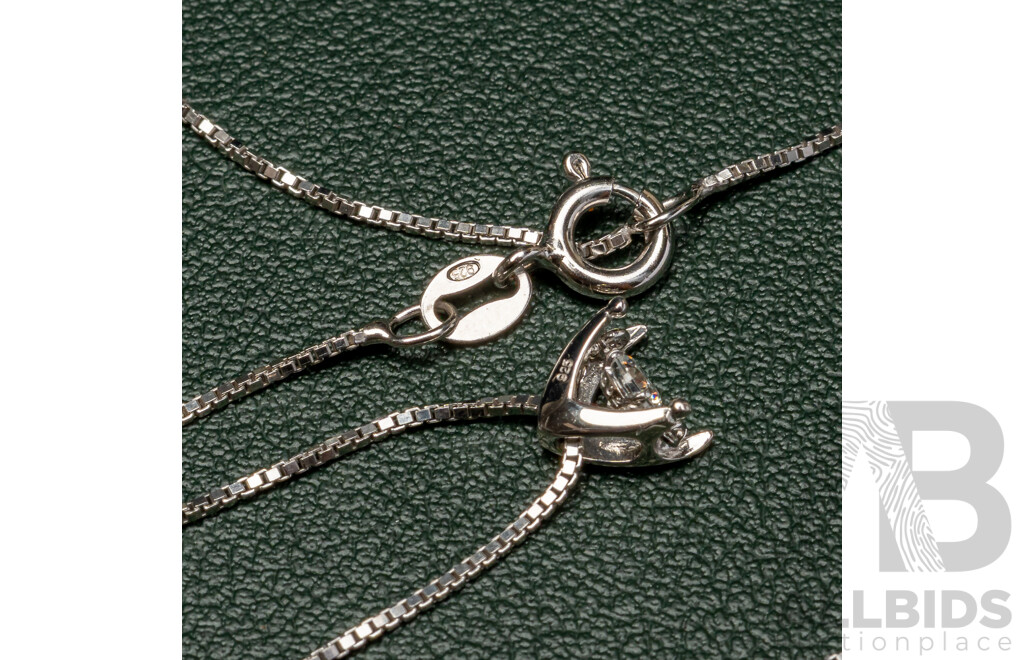 NEW - Dancing Diamond Designs Sterling Silver Cubic Zirconia Wishbone Pendant on Chain, 40+5cm, 2.37 Grams