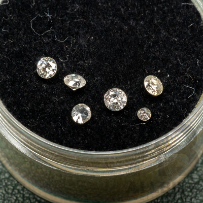 Diamonds, (6) Unset Round Brilliant Cut, Total 0.27ct