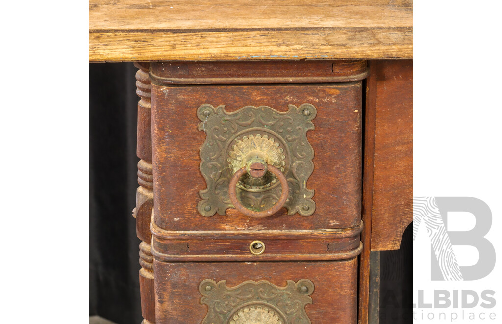 Vintage Oak Beale Sewing Machine