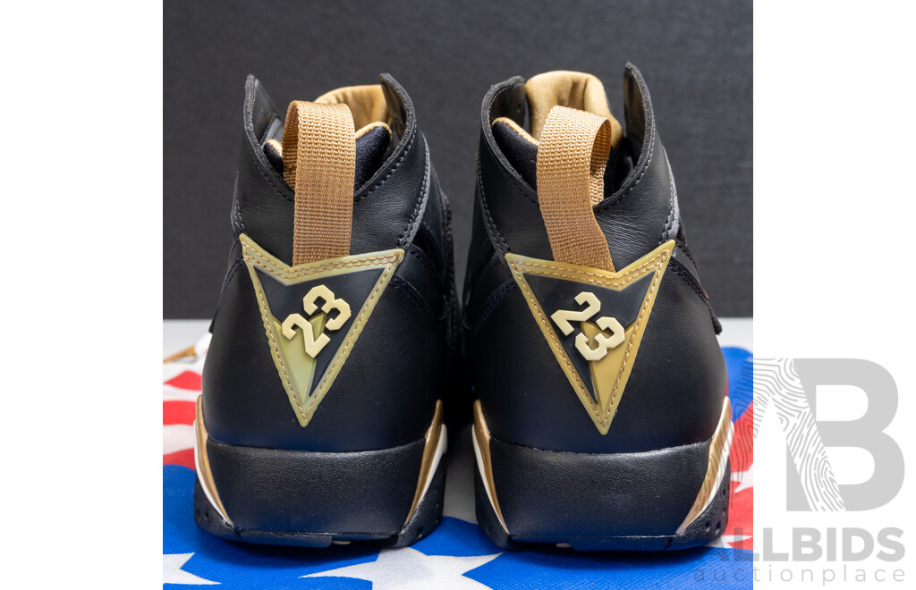 Boxed Air Jordan Golden Moment Pack, 2012