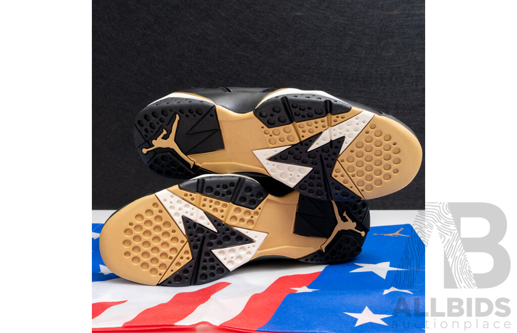 Boxed Air Jordan Golden Moment Pack, 2012