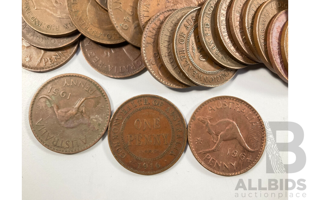 Collection of Australian Pennies, Examples Spanning 1915 to 1964 - Approximately 5.1 Kilograms