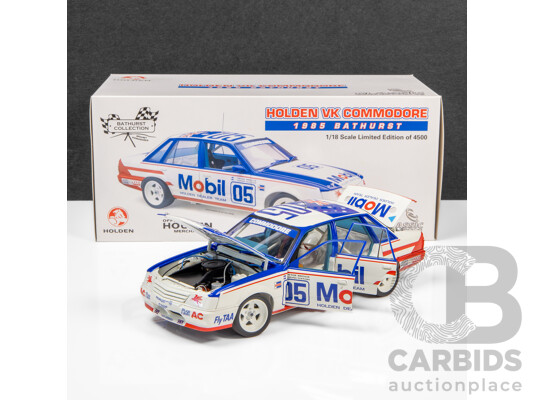 1660374 · Classic Carlectables 1985 Holden VK Commodore Bathurst Brock / Oxton Mobil #05 2363/4500 1:18 Scale Model Car