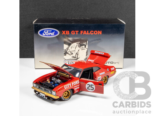 1660340 · AUTOart 1975 Ford XB GT Falcon Hardtop Bathurst Allan Moffat / Ian Geoghegan City Ford #25 1329/6000 1:18 Scale Model Car - Signed COA