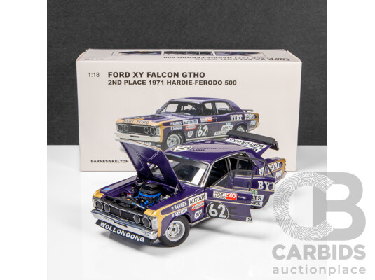 1660362 · AUTOart 1971 Ford XY Falcon GTHO Hardie Ferodo 500 2nd Place Barnes / Skelton Byrt Ford #62 382/700 1:18 Scale Model Car